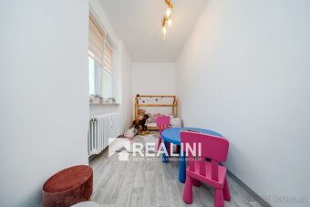 Prodej družstevního bytu 3+1 s lodžií v Karviné na ulici Bor - 15