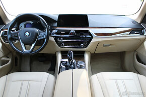 BMW 530i xDrive / Luxury / Automat / 185 kW / 1.MAJ / CZ - 15