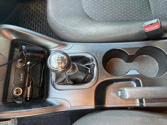 Prodám Hyundai IX35 1.6 GDI - 15