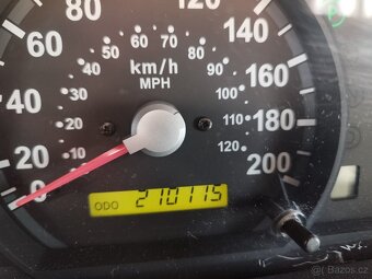 Kia Sorento 2.5 CRDi  4x4 - 15