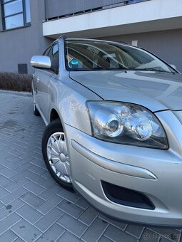 TOYOTA AVENSIS 2007 1.8 BENZÍN 1,8 2007 Manuál STK 2027 - 15
