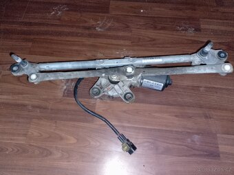 Chevrolet captiva 2.4 100kw r.v 2006 díly - 15