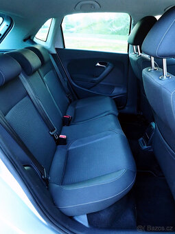 Volkswagen Polo V 1.4 63 kW - - - TOP výbava - 15