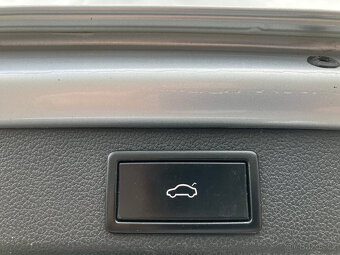 ŠKODA SUPERB SCOUT 2,0 TDI 140 KW TAŽNÉ - 15