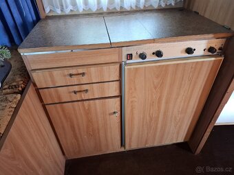Obytný karavan - 15