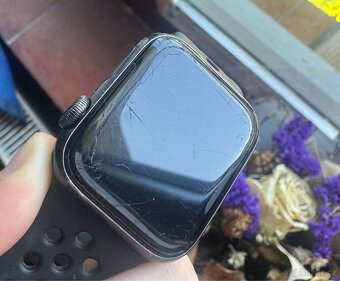 Apple watch SE nike - 15