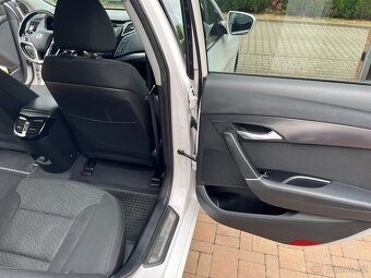 Hyundai i40 sedan 1,7 CRDI - 15