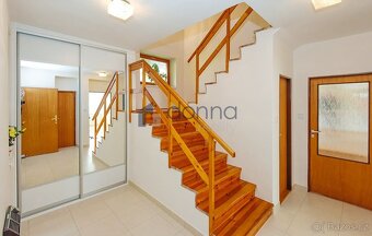 Pronájem RD 5+1/T, 252m², ul. Nad Šejdrem, Praha 4 - Libuš,  - 15