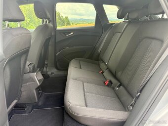 Audi Q4 e-tron,  40, 82kWh, SoH 90%, TČ s DPH 609 000,- KČ - 15