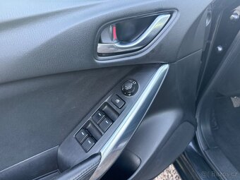 Mazda 6 2.0i SKYACTIVE 2013 121 kW 132800 km - XENON, SERVIS - 15
