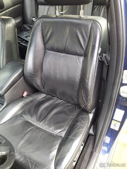Honda Legend 3.5 V6 KA9 facelift 153 KW, 235 000 KM. LPG - 15