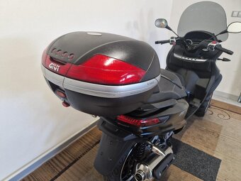 Piaggio MP3 500 LED ESP USB 5/2015 - 15
