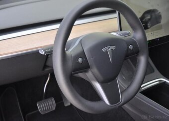 Tesla Model Y LONG RANGE DUAL MOTOR AWD - 15