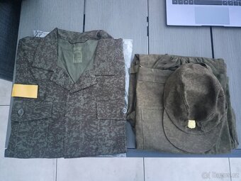 Výstrojní součástky AČR - 15