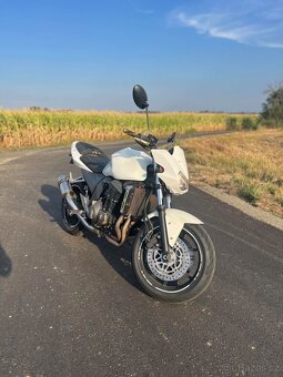 Kawasaki Z750 - 15