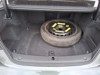 Audi A8 4,2 TDI QUATTRO V8 Tiptronic, max. výbava - 15