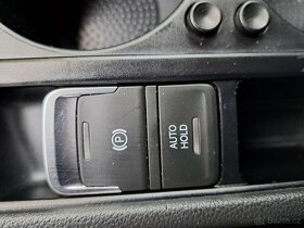 Volkswagen Touran 2.0TDI DSG 103tKM - 15