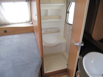 Prodám karavan Hobby 460 ufe,r.v.2010 + mover + předstan - 15