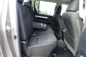Toyota Hilux DC 2.4 I D-4D Active-75.541km-ZÁNOVNÝ STAV - 15