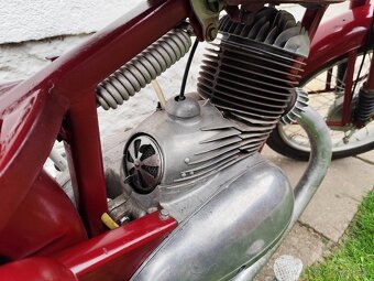 JAWA 250 Pérák - 15