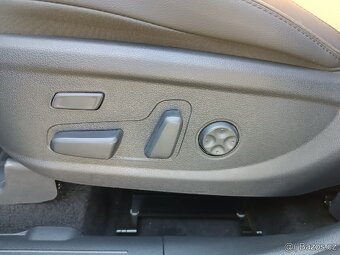 Hyundai SANTA FE 2,2 CRDI automat 4/23 PREMIUM ČR TOP 4200km - 15