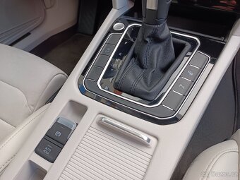 VW Passat B8 Variant 2.0TDI 110kW DSG - záruka Autodraft - 15