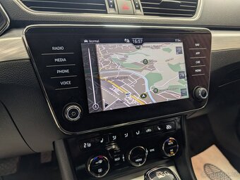 Škoda Superb 2,0 TDI STYLE - 15