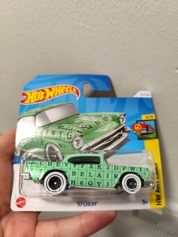 Hot Wheels autíčka - 15