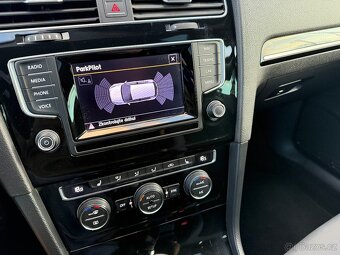 Golf 7 1.4 tsi 103 kw highline bixenon krásný stav - 15