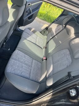 Peugeot 407 SW 1.8 benzín - 15