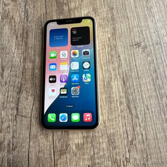 iPhone XR 64GB, žlutý (12 měsíců záruka) - 15
