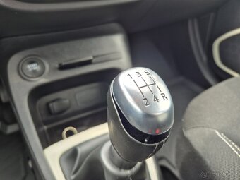 Renault Captur/0,9Tce/ČR/NEHAVAROVANÉ - 15
