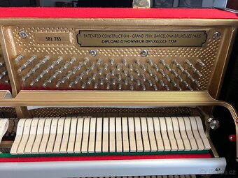 Krásné piano Petrof P118 opus. 581785 se zárukou PRODÁNO. - 15
