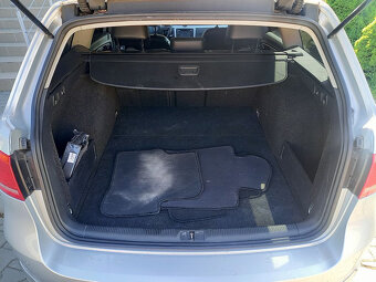 Volkswagen Passat  2.0Tdi 103kw Highline+Dsg+ROZVODY - 15