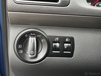VW TOURAN 2.0TDI 103kw, COMFORTLINE, NAVI, PARK, TAŽNÉ - 15