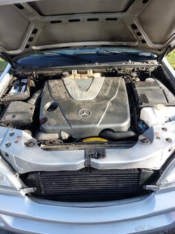Mercedes Benz W163 ML 400CDI 9/2004 - 15