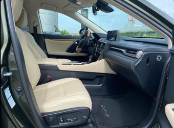 Lexus RX450HL hybrid - 15