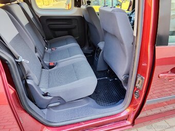 Volkswagen Caddy 1.6 TDI 75kW 5 míst rok 2013 - 15