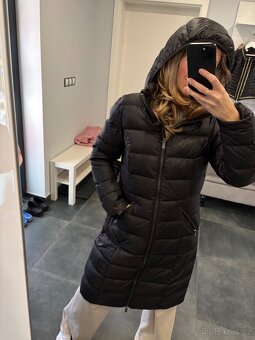 Černá péřová bunda prošívaná - 15