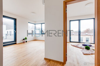 Pronájem moderního bytu 2+kk s terasou v novostavbě, Černoši - 15