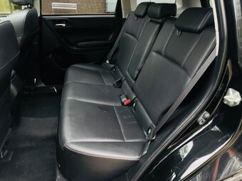 Subaru Forester 2.0i 4x4 AUT 1MAJITEL TAŽNÉ SERVISKA - 15