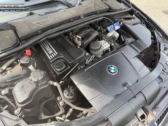 BMW E90 318i 95kW 2007 manuál - 15