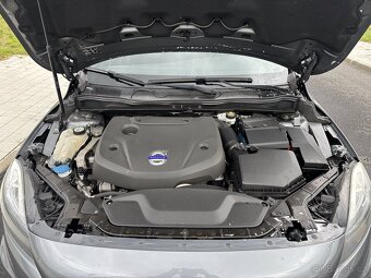 Volvo V40 2.0 D4 R-Design - 15