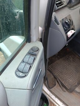 Mercedes vito Viano 639 pravé šoupaci dveře - 15