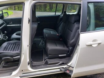 Prodam Mazda 5 , 2.0 Diesel , 7 mist , hezky stav - 15