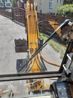 Hanix h260-2 Minibagr 2,7T + 2x lžíce - 15