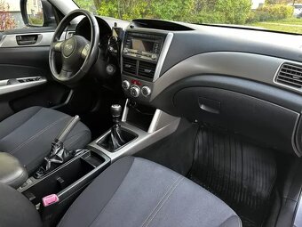 Subaru Forester SH 2.0 D 108kW 4x4 SUV ALU kola Tažné 2 tuny - 15