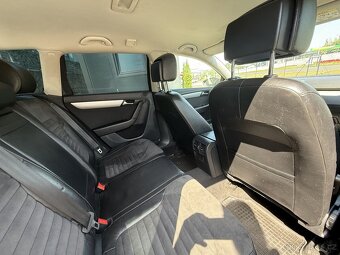Volkswagen Passat 1.6 - 15