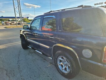 Chevrolet , Tahoe GMC - 15