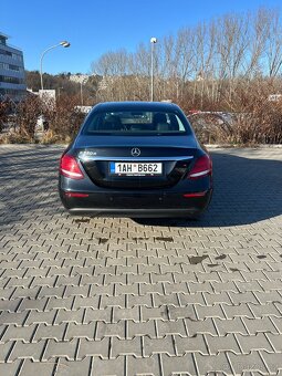 Mercedes e220 - 15